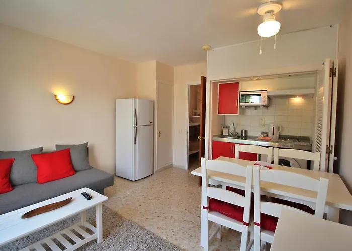 AL14 Estudio a 250 m playa Fenals, Costa Barava